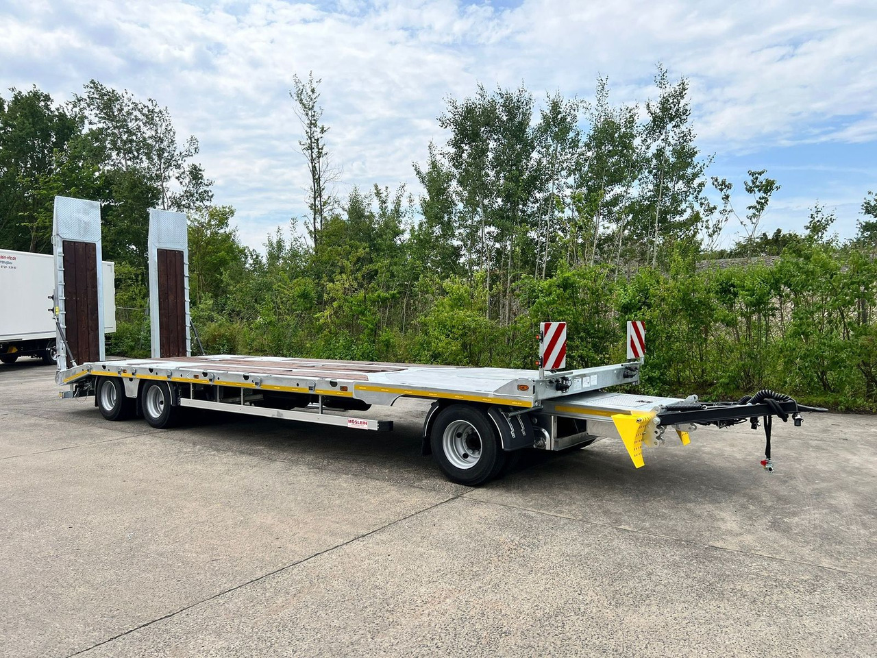 Möslein 3 Achs Tieflader mit gerader Ladefläche 8,10 m, - Madal platvorm järelhaagis: pilt 2 Möslein 3 Achs Tieflader mit gerader Ladefläche 8,10 m, - Madal platvorm järelhaagis: pilt 2