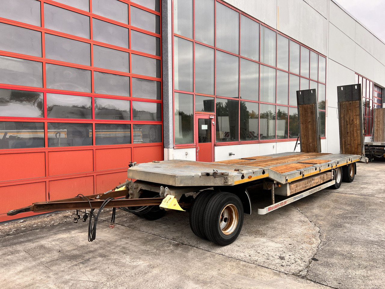 Möslein TF3 Schwebheim 3 Achs Tiefladeranhänger - Madal platvorm järelhaagis: pilt 4 Möslein TF3 Schwebheim 3 Achs Tiefladeranhänger - Madal platvorm järelhaagis: pilt 4