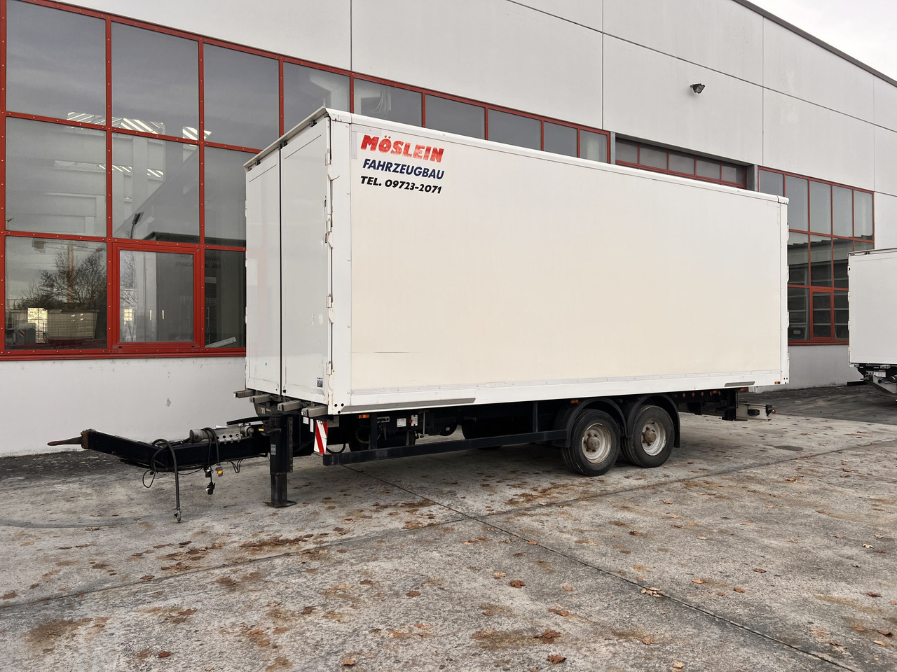 Möslein TKO 105 D Schwebheim Tandem- Koffer- Anhänger, Durchladbar - Furgoonjärelhaagis: pilt 1 Möslein TKO 105 D Schwebheim Tandem- Koffer- Anhänger, Durchladbar - Furgoonjärelhaagis: pilt 1