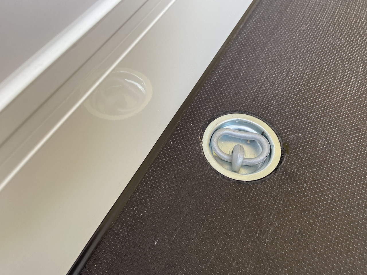 Möslein TKO105 D-L 7 m Tandem Koffer, Ladebordwand 1,5 t + DurchladbarNeufahrzeug -- - Furgoonjärelhaagis: pilt 5 Möslein TKO105 D-L 7 m Tandem Koffer, Ladebordwand 1,5 t + DurchladbarNeufahrzeug -- - Furgoonjärelhaagis: pilt 5