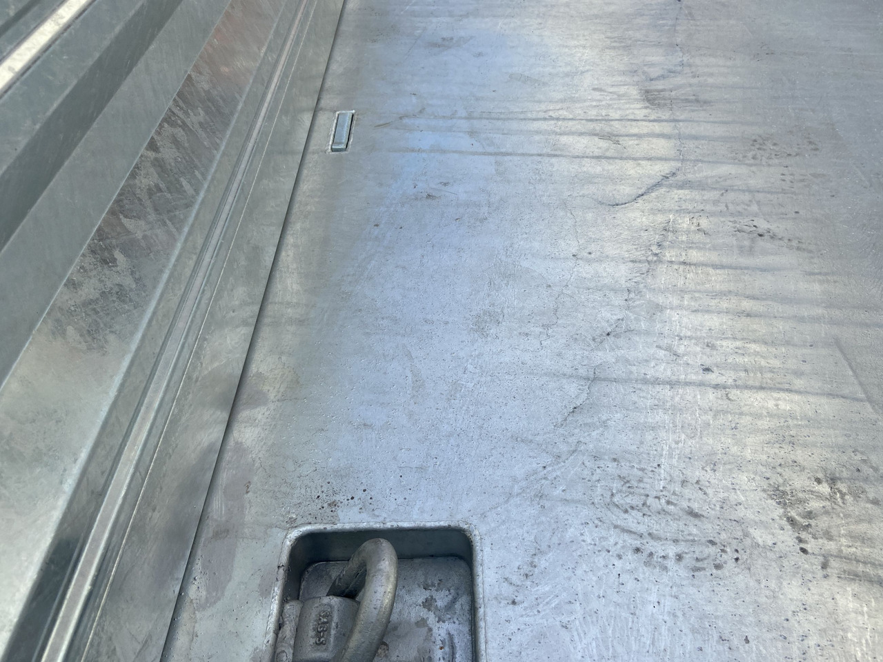 Möslein TTD 11 Breite Reifen Kipper Tieflader, Breite Reifen-- Neufahrzeug -- - Kalluri järelhaagis: pilt 3 Möslein TTD 11 Breite Reifen Kipper Tieflader, Breite Reifen-- Neufahrzeug -- - Kalluri järelhaagis: pilt 3