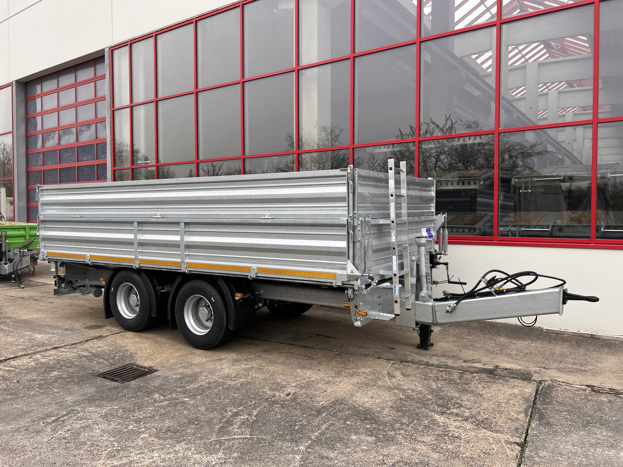 Möslein TTD 19 AB 19 t Tandem 3 Seiten Kipper TiefladerAufsatzbordwänden-- Neufahrzeug -- - Kalluri järelhaagis: pilt 4 Möslein TTD 19 AB 19 t Tandem 3 Seiten Kipper TiefladerAufsatzbordwänden-- Neufahrzeug -- - Kalluri järelhaagis: pilt 4