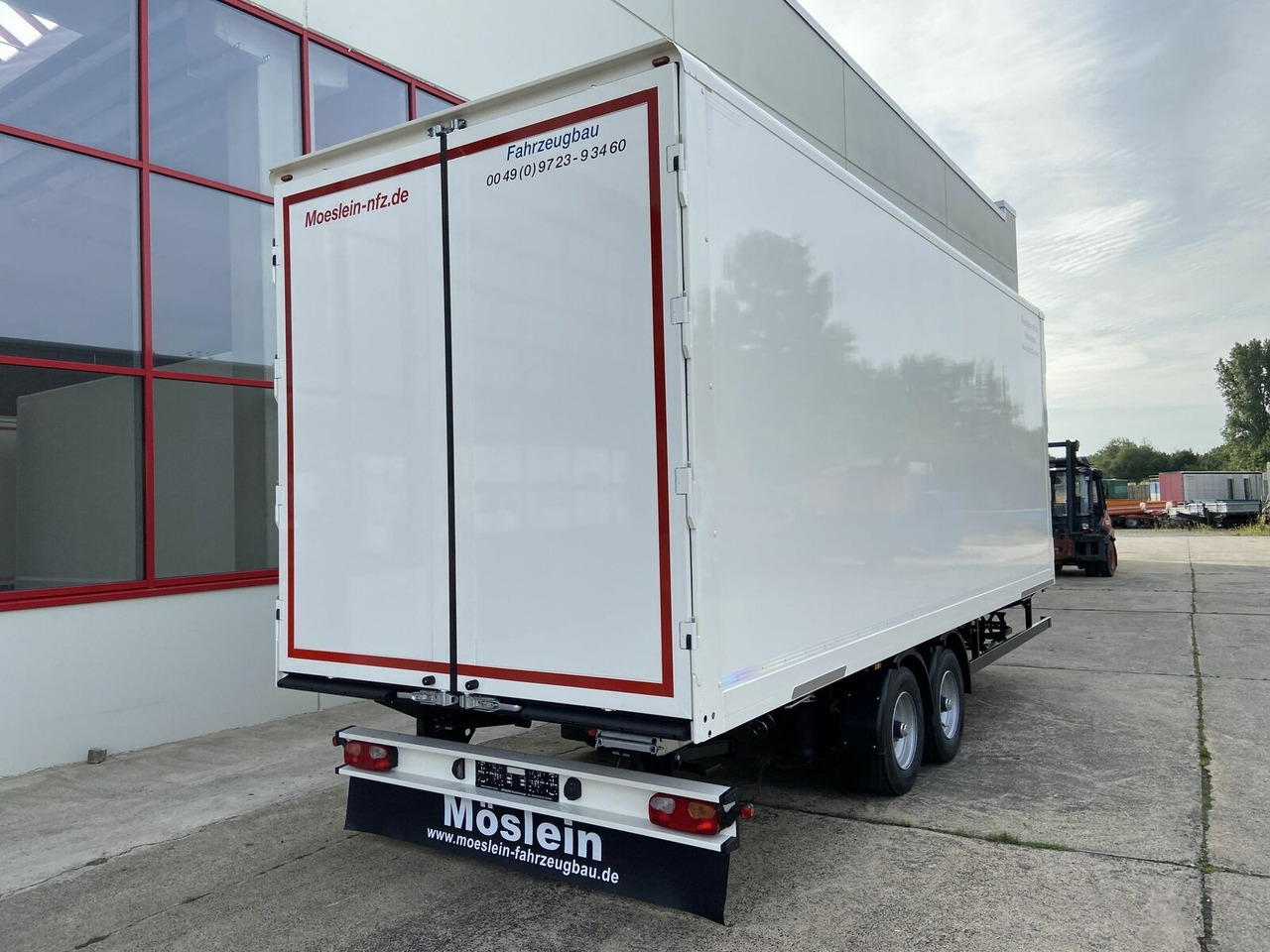 Möslein Tandem- Koffer, Durchladbar, -- Neufahrzeug -- - Furgoonjärelhaagis: pilt 5 Möslein Tandem- Koffer, Durchladbar, -- Neufahrzeug -- - Furgoonjärelhaagis: pilt 5