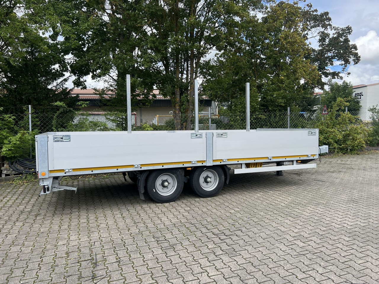 Möslein Tandem- Pritschenanhänger- Tieflader - Madal platvorm järelhaagis: pilt 2 Möslein Tandem- Pritschenanhänger- Tieflader - Madal platvorm järelhaagis: pilt 2