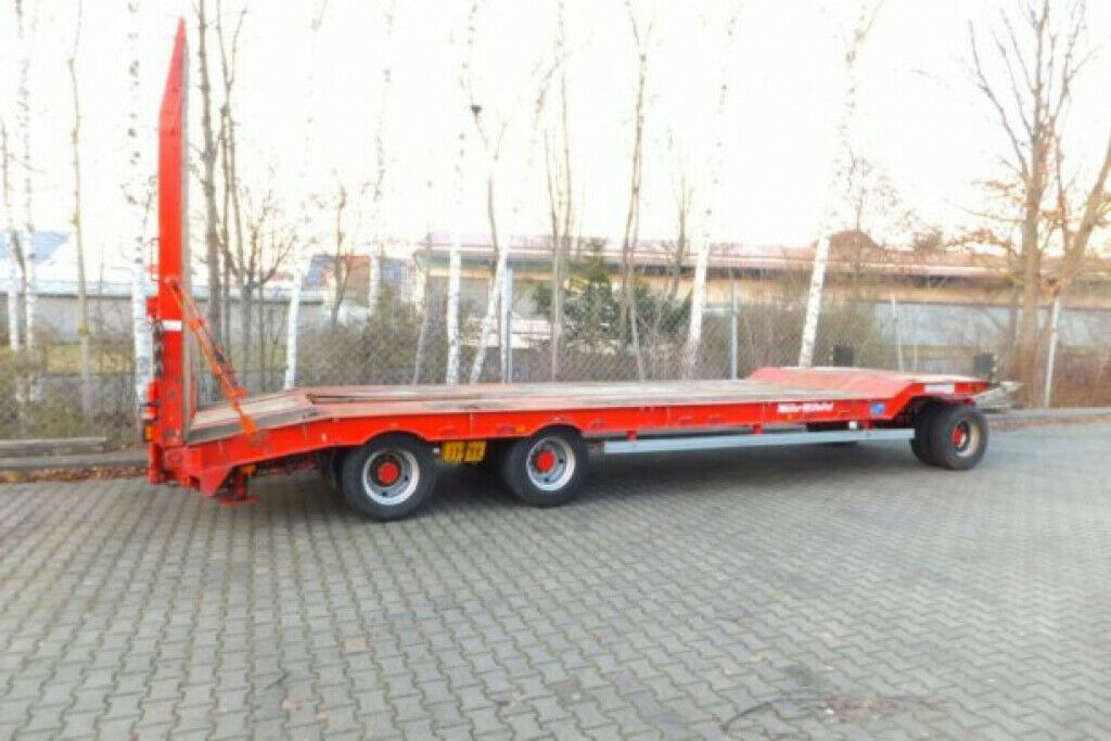 Müller-Mitteltal 3 Achs Tieflader- Anhänger - Madal platvorm järelhaagis: pilt 1 Müller-Mitteltal 3 Achs Tieflader- Anhänger - Madal platvorm järelhaagis: pilt 1