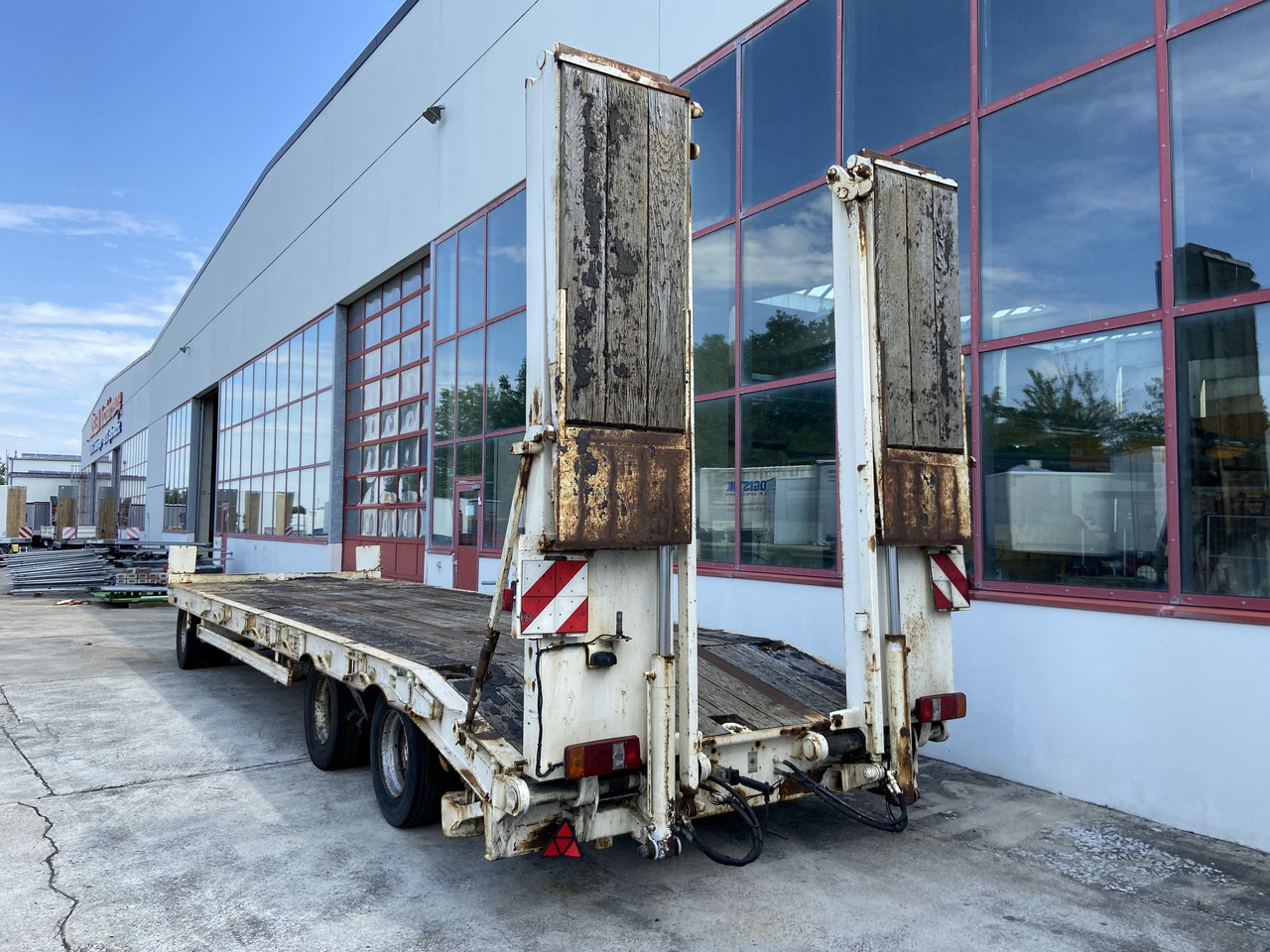 Müller Mitteltal PT 30 3 Achs Tieflader 9,20 m Ladefläche - Madal platvorm järelhaagis: pilt 2 Müller Mitteltal PT 30 3 Achs Tieflader 9,20 m Ladefläche - Madal platvorm järelhaagis: pilt 2