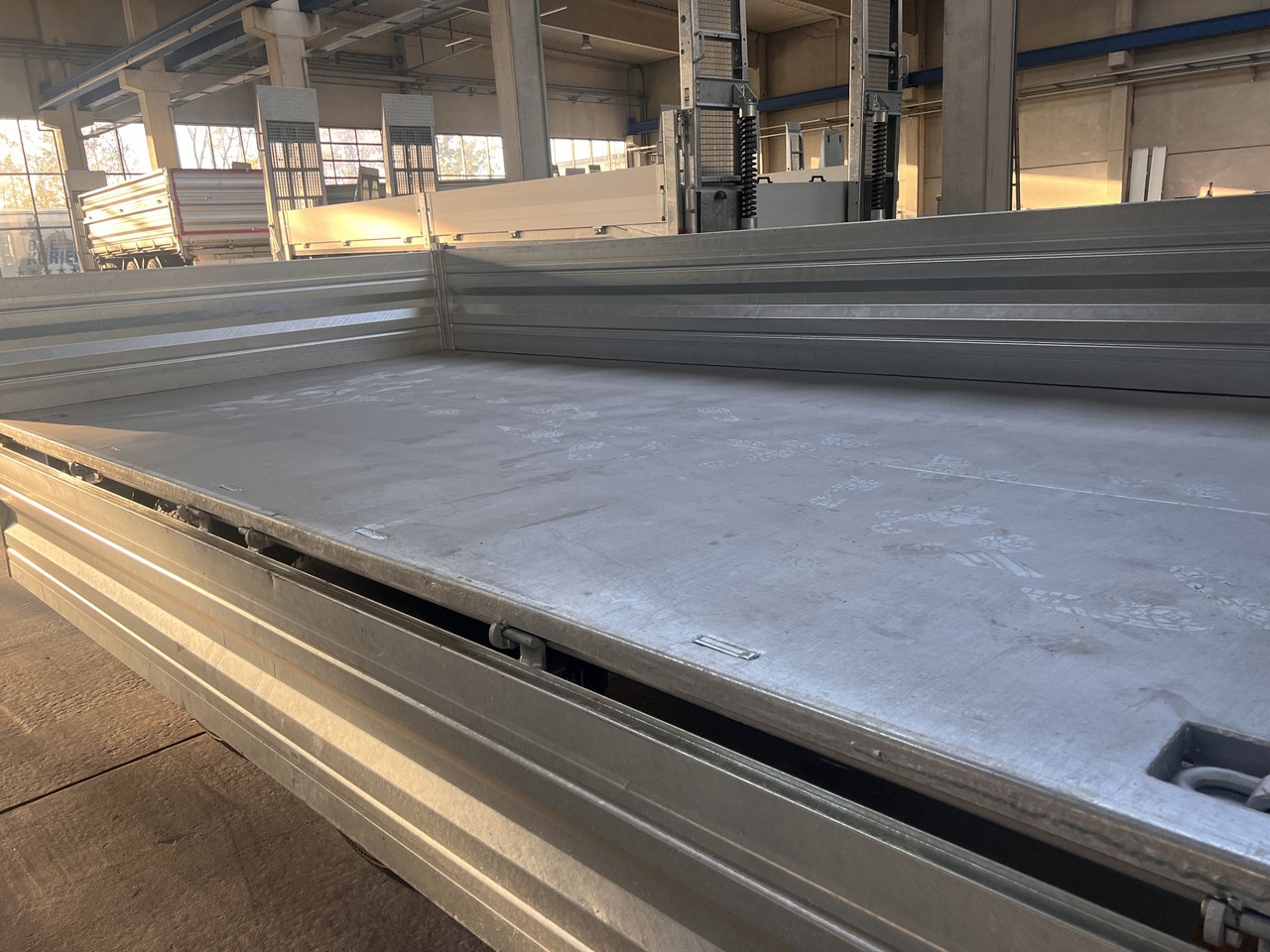 Möslein TTD 19 B neuer 19 t Tandemkipper- Tieflader - Muu seadmestik: pilt 4 Möslein TTD 19 B neuer 19 t Tandemkipper- Tieflader - Muu seadmestik: pilt 4