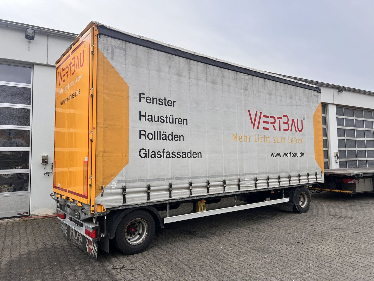 RUFA DHC 18-22 2 Achs Jumbo- Planenanhänger - Tenthaagis: pilt 3 RUFA DHC 18-22 2 Achs Jumbo- Planenanhänger - Tenthaagis: pilt 3