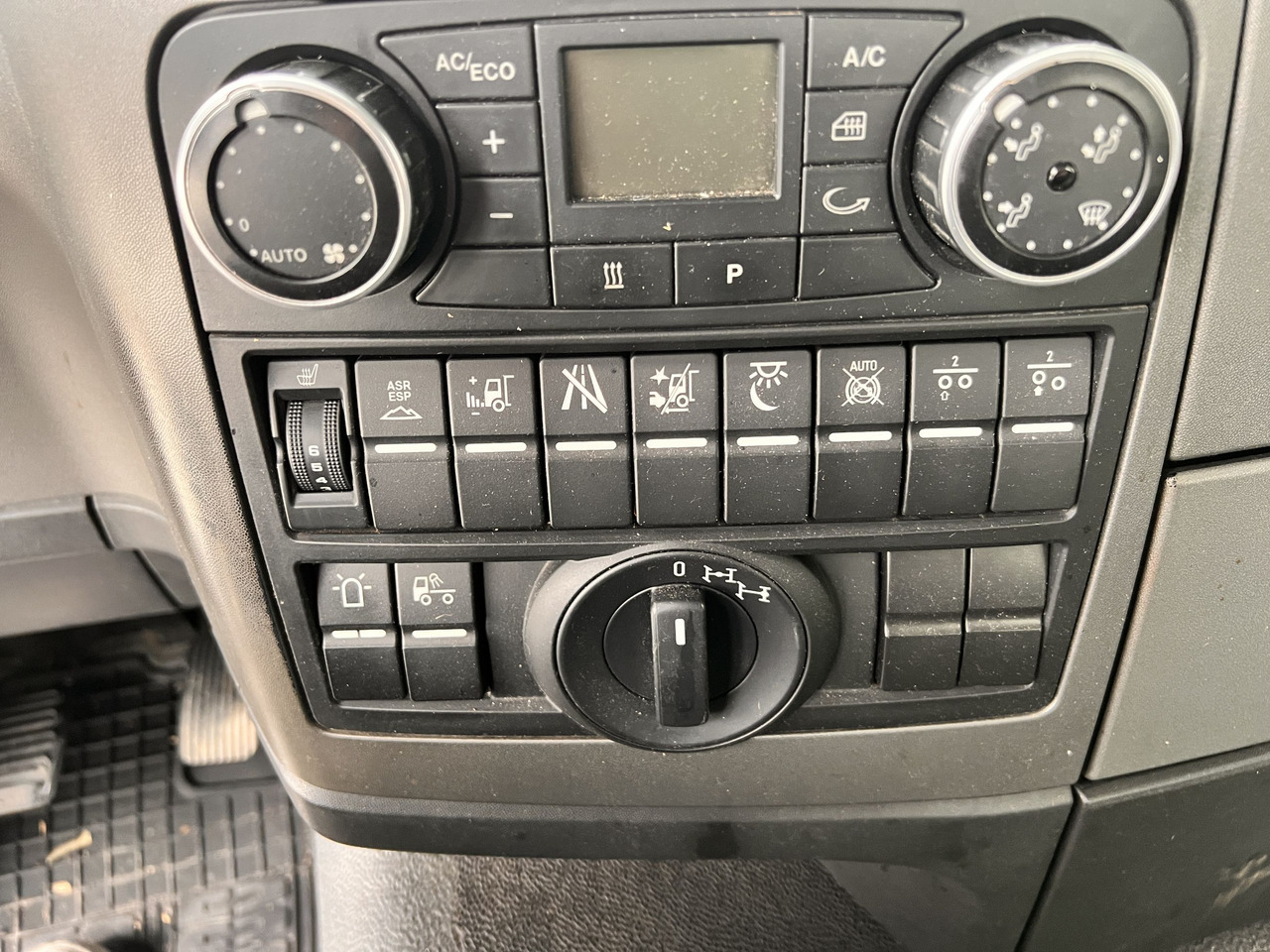 MAN Truck & Bus K1AAB TGS 18.4804x4 Hydrodrive - Sadulveok: pilt 2 MAN Truck & Bus K1AAB TGS 18.4804x4 Hydrodrive - Sadulveok: pilt 2