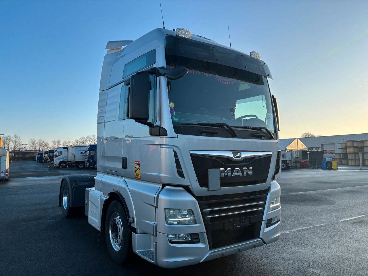 MAN TGX 18.510 XXL Retarder ACC LGS - Sadulveok: pilt 3 MAN TGX 18.510 XXL Retarder ACC LGS - Sadulveok: pilt 3