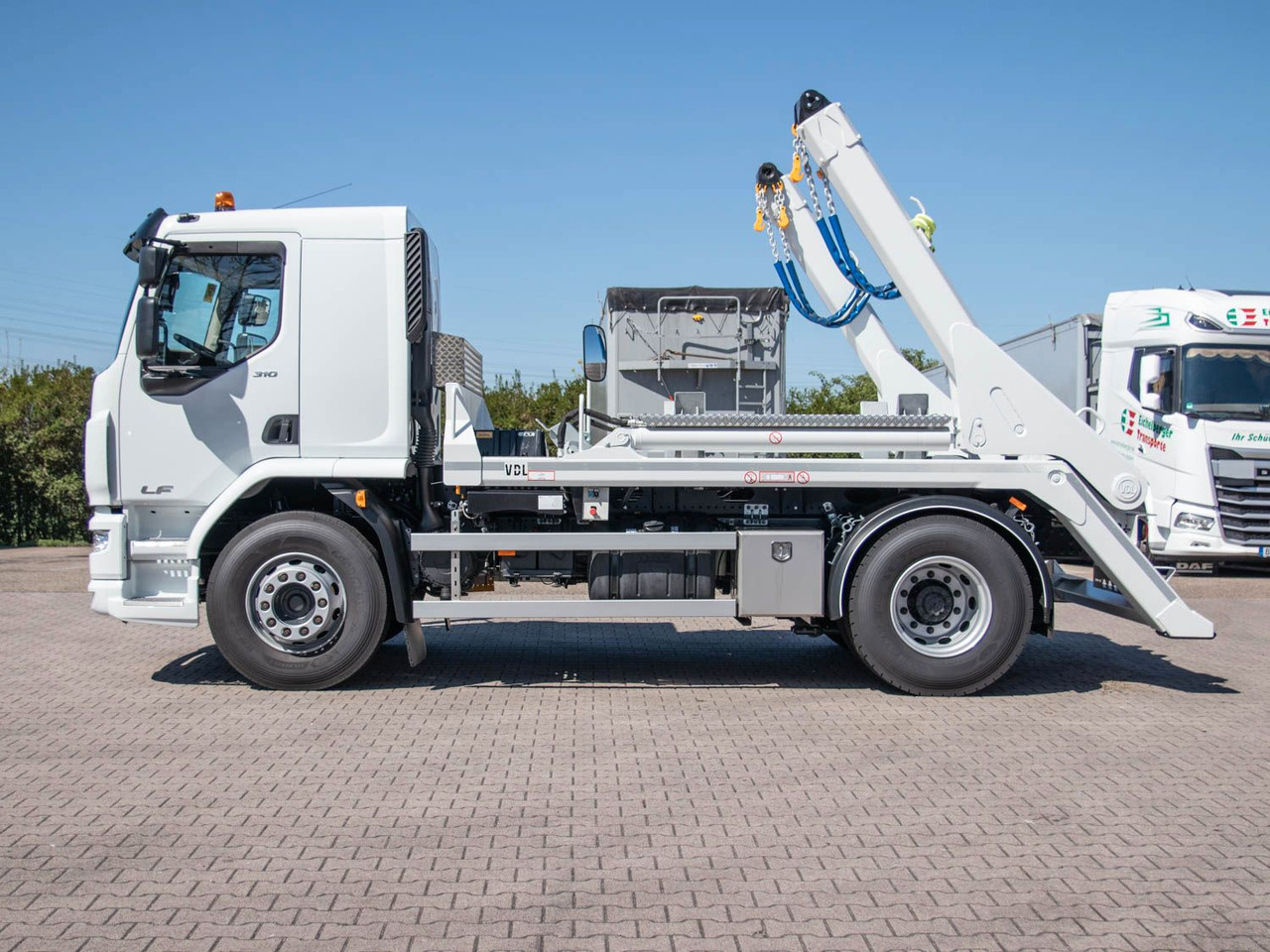DAF FA LF 310 19t Absetzkipper VDL - Kallurauto: pilt 4 DAF FA LF 310 19t Absetzkipper VDL - Kallurauto: pilt 4