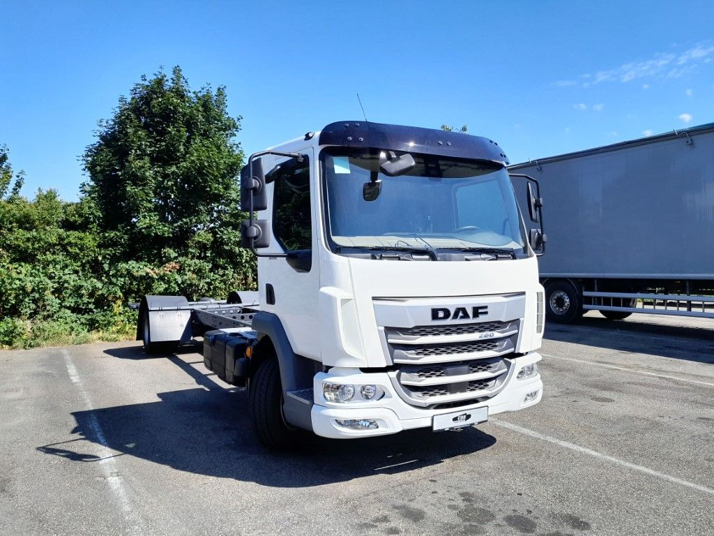 DAF FA XB 260 12t - Kabiinišassiiga veoauto: pilt 3 DAF FA XB 260 12t - Kabiinišassiiga veoauto: pilt 3