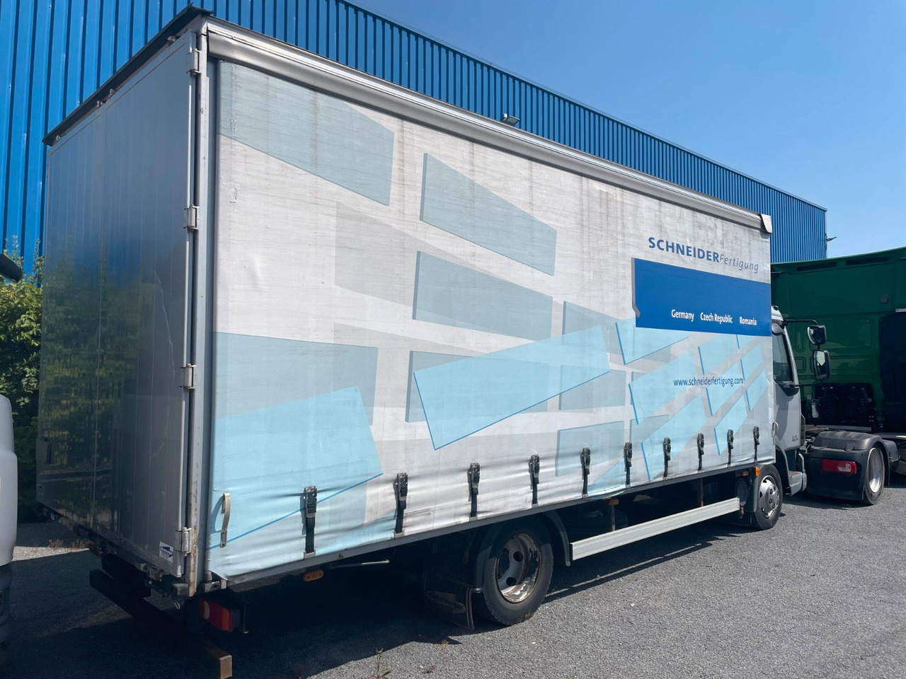 DAF LF45.180 - Tent tarbesõiduk: pilt 3 DAF LF45.180 - Tent tarbesõiduk: pilt 3