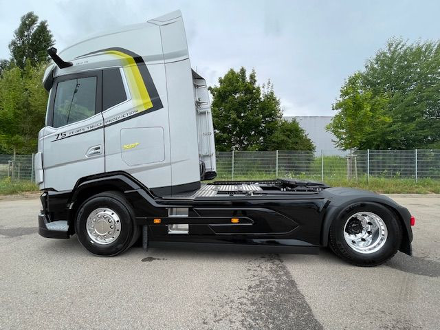 DAF XG+ 480 FT 75 Jahre DAF Edition "Limitiert" DAF XG+ 480 FT 75 Jahre DAF Edition - Sadulveok: pilt 5 DAF XG+ 480 FT 75 Jahre DAF Edition "Limitiert" DAF XG+ 480 FT 75 Jahre DAF Edition - Sadulveok: pilt 5