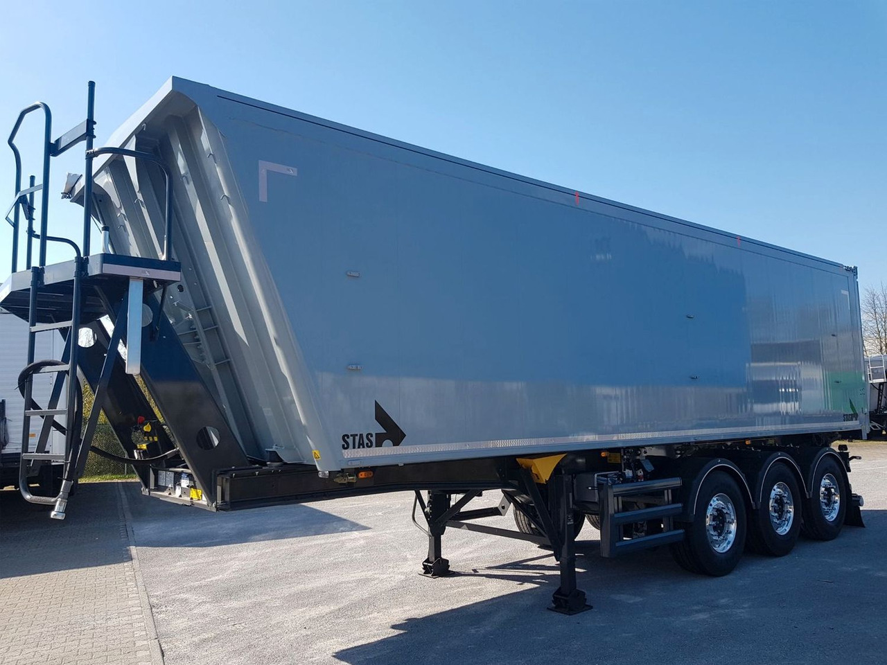 Stas agroSTAR 47,6 cbm Kippsattelauflieger Stas agroSTAR 47,6 cbm Kippsattelauflieger - Kallur-poolhaagis: pilt 1 Stas agroSTAR 47,6 cbm Kippsattelauflieger Stas agroSTAR 47,6 cbm Kippsattelauflieger - Kallur-poolhaagis: pilt 1