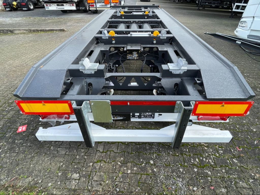Wielton 2-Achs Außenroller-Abrollanhänger - Multilift/ Liftdumper haagis: pilt 4 Wielton 2-Achs Außenroller-Abrollanhänger - Multilift/ Liftdumper haagis: pilt 4