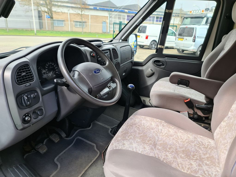 Poolintegreeritud matkaauto Ford CAMPER FORD RIMOR SPA: pilt 20