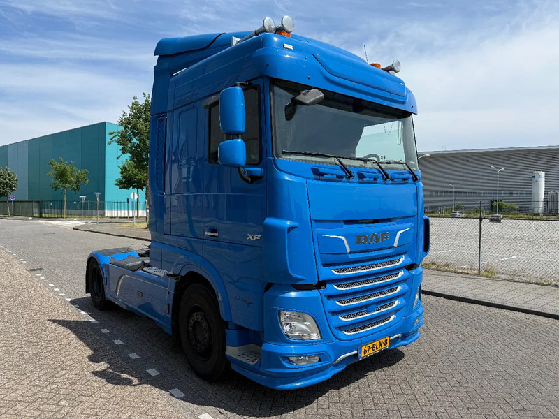 DAF XF 480 2019 only 674.000 km !!! like new !!! - Sadulveok: pilt 2 DAF XF 480 2019 only 674.000 km !!! like new !!! - Sadulveok: pilt 2