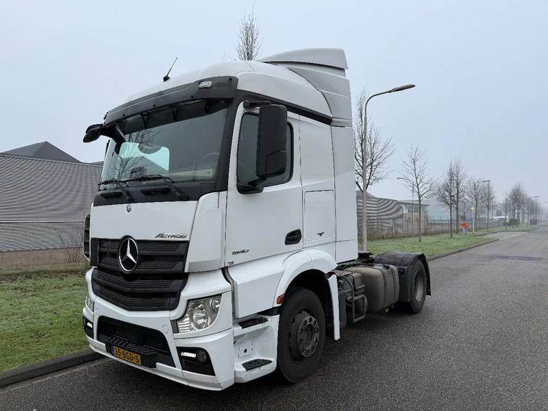 Mercedes-Benz Actros 1940 - Sadulveok: pilt 1 Mercedes-Benz Actros 1940 - Sadulveok: pilt 1