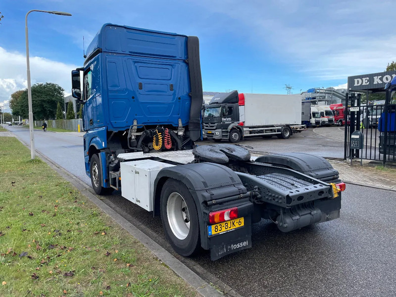 Mercedes-Benz Actros 1943 full adr 2017 only 695.000 km - Sadulveok: pilt 3 Mercedes-Benz Actros 1943 full adr 2017 only 695.000 km - Sadulveok: pilt 3