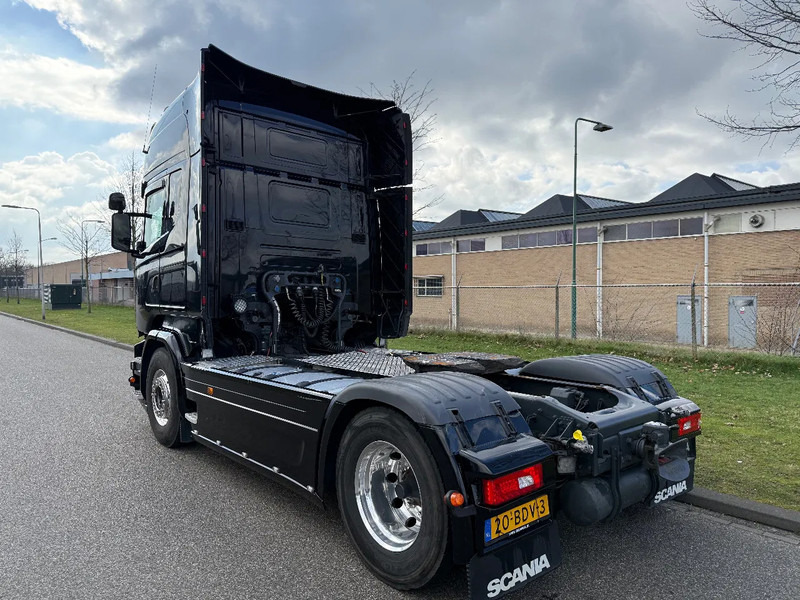Scania R410 2014 euro 6 black beauty ! met koppeling !!! - Sadulveok: pilt 4 Scania R410 2014 euro 6 black beauty ! met koppeling !!! - Sadulveok: pilt 4