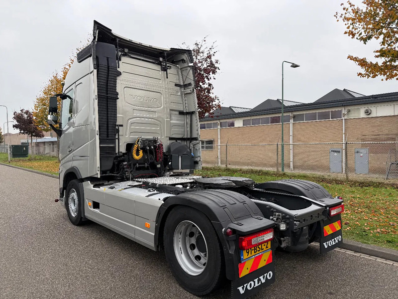 Volvo FH 460 2022 only 406.000 km !!! - Sadulveok: pilt 3 Volvo FH 460 2022 only 406.000 km !!! - Sadulveok: pilt 3