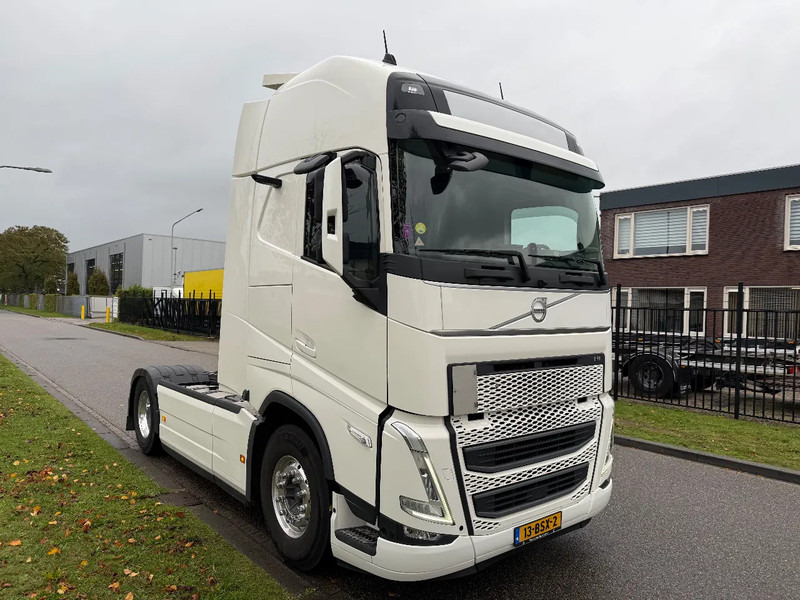 Volvo FH 460 XL 2022 only 397.000 km !!! - Sadulveok: pilt 2 Volvo FH 460 XL 2022 only 397.000 km !!! - Sadulveok: pilt 2
