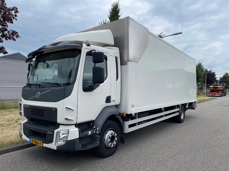 Volvo FL 210 euro 6 2015 - Kasti veoauto: pilt 1 Volvo FL 210 euro 6 2015 - Kasti veoauto: pilt 1