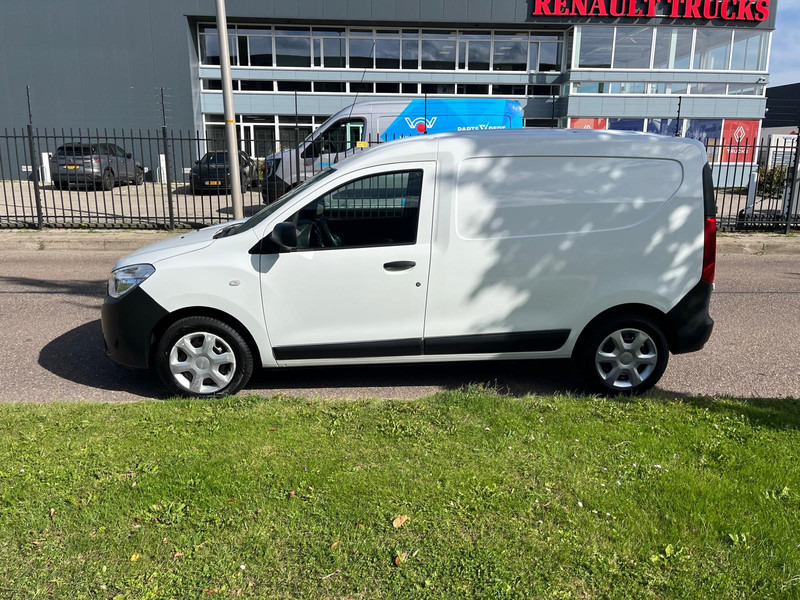 Dacia Dokker 1.5 dci 75 pk Euro 6 - Väike kaubik: pilt 3 Dacia Dokker 1.5 dci 75 pk Euro 6 - Väike kaubik: pilt 3