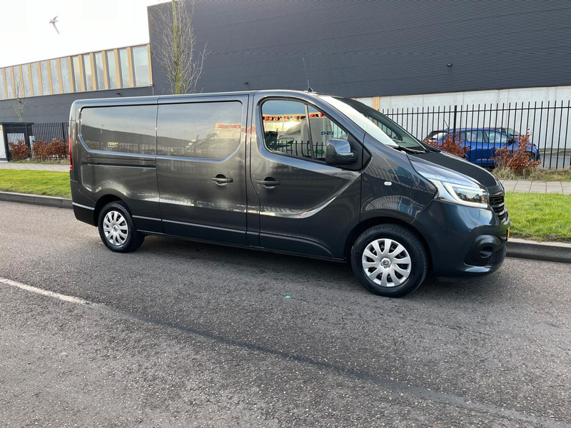 Interior photo 2: Väike kaubik Renault Trafic 2.0 DCI, L2 H1, 145 pk, Comfort, Airco, Nav, !!! 45.000 km
