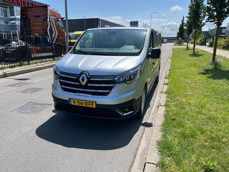 Renault Trafic E-Tech Red L2 H1, Airco, Nav, Camera - Väike kaubik, Elektrikaubik: pilt 4 Renault Trafic E-Tech Red L2 H1, Airco, Nav, Camera - Väike kaubik, Elektrikaubik: pilt 4