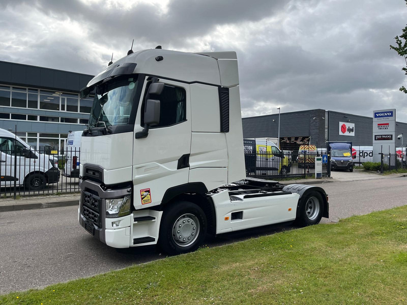 Renault T-13 High 480 T4x2, High Sleeper, Airco, Nav, Camera - Sadulveok: pilt 3 Renault T-13 High 480 T4x2, High Sleeper, Airco, Nav, Camera - Sadulveok: pilt 3