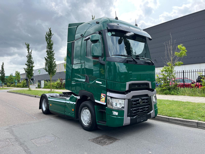 Renault T-13 High 480 T4x2, Highsleeper, Airco, Nav, Bluetooth - Sadulveok: pilt 5 Renault T-13 High 480 T4x2, Highsleeper, Airco, Nav, Bluetooth - Sadulveok: pilt 5