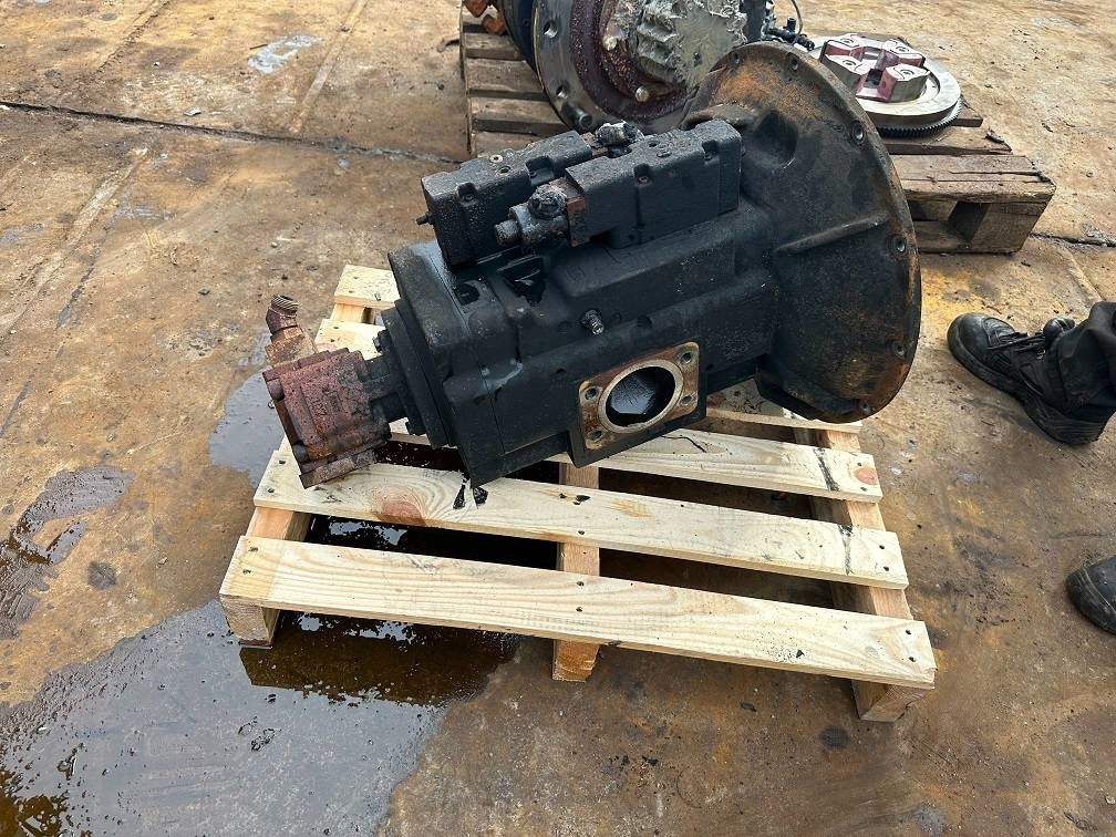 CAT 323 main hydrolic pump 531-9886 - Hüdraulika - Ehitusmasinad: pilt 1 CAT 323 main hydrolic pump 531-9886 - Hüdraulika - Ehitusmasinad: pilt 1