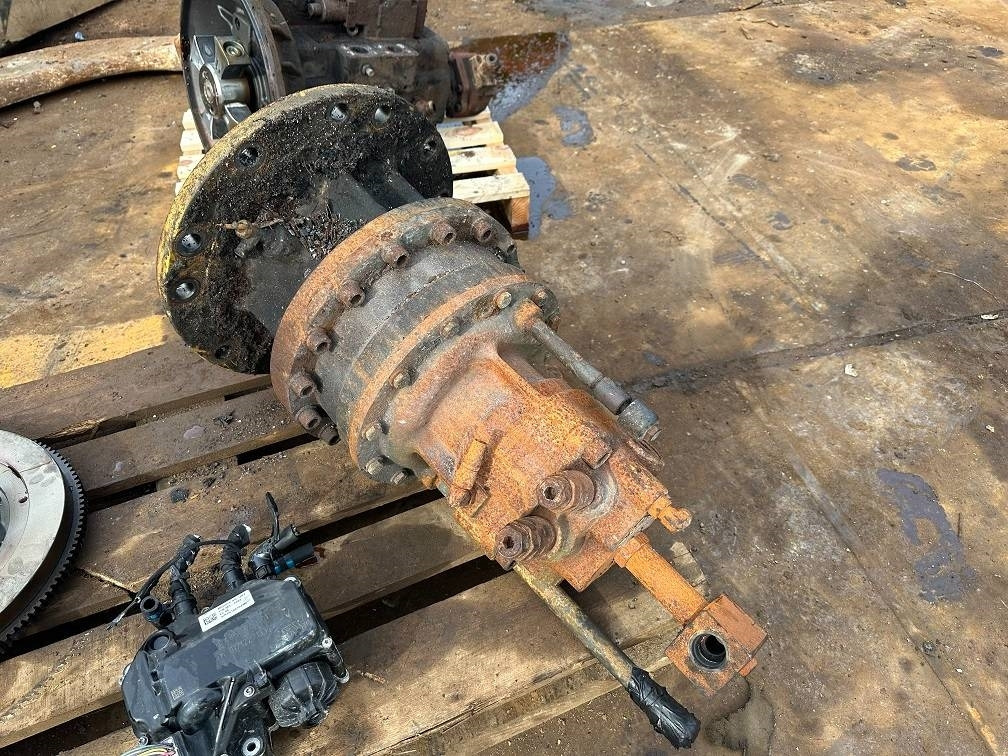 CAT 323 swing motor 515-6105 378-9516 - Hüdraulika - Ehitusmasinad: pilt 3 CAT 323 swing motor 515-6105 378-9516 - Hüdraulika - Ehitusmasinad: pilt 3