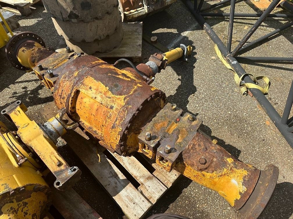 CAT 950 G front axel - Telg ja varuosad - Ehitusmasinad: pilt 3 CAT 950 G front axel - Telg ja varuosad - Ehitusmasinad: pilt 3