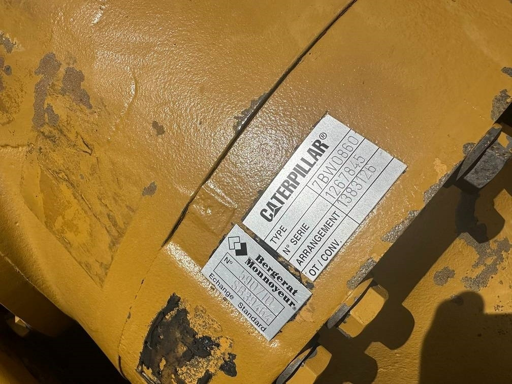 CAT 950 G rear axel 126-7845 - Telg ja varuosad - Ehitusmasinad: pilt 4 CAT 950 G rear axel 126-7845 - Telg ja varuosad - Ehitusmasinad: pilt 4