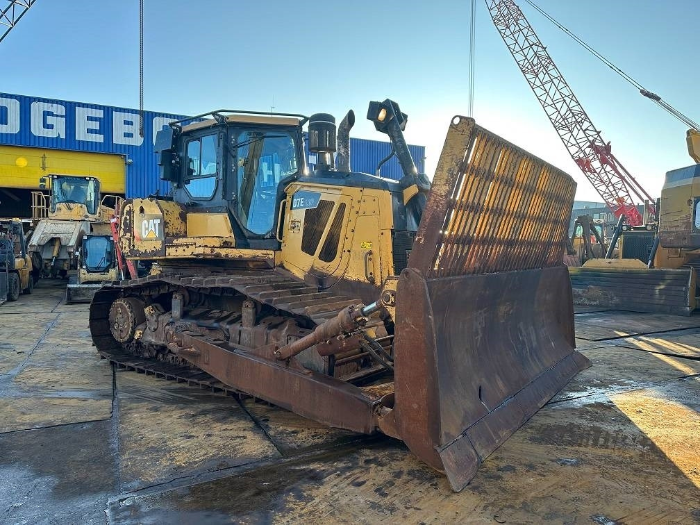 Buldooser CAT D7E: pilt 7