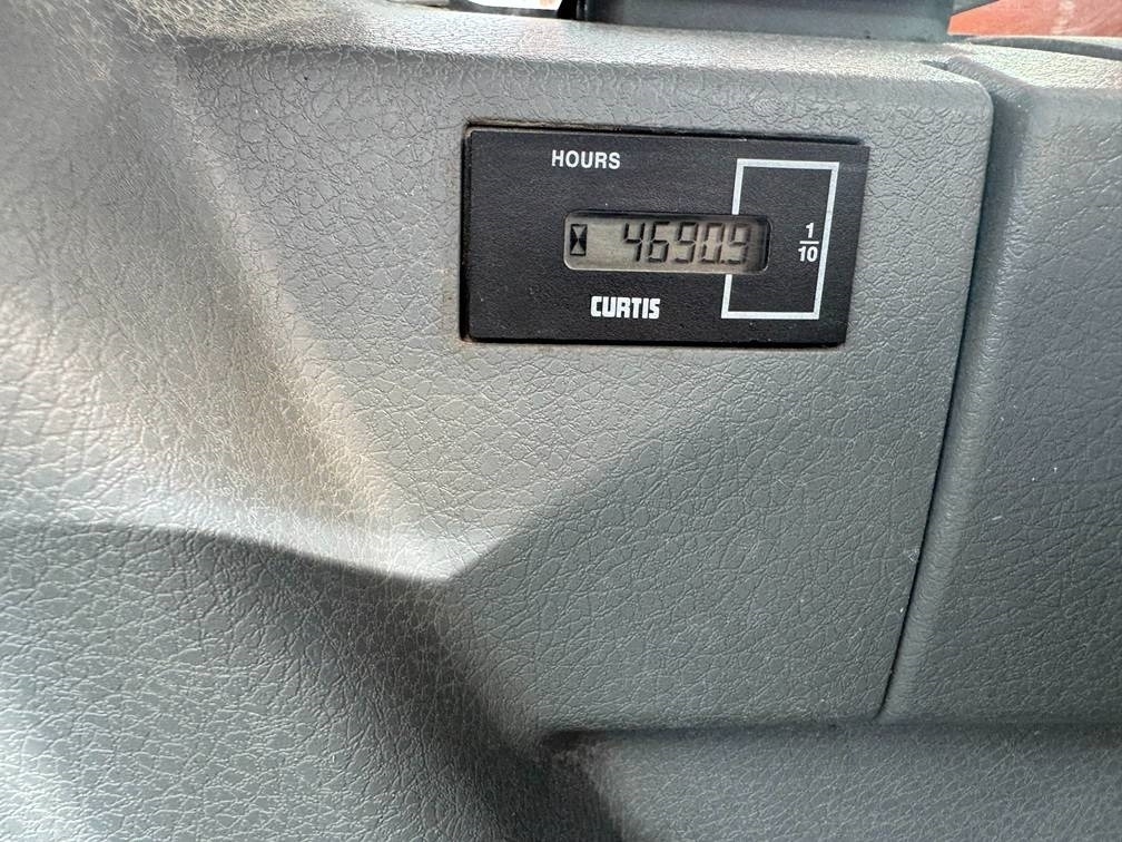 Ekskavaator Doosan DX 300 LC ( 4.690 original hours 18M long reach ): pilt 28