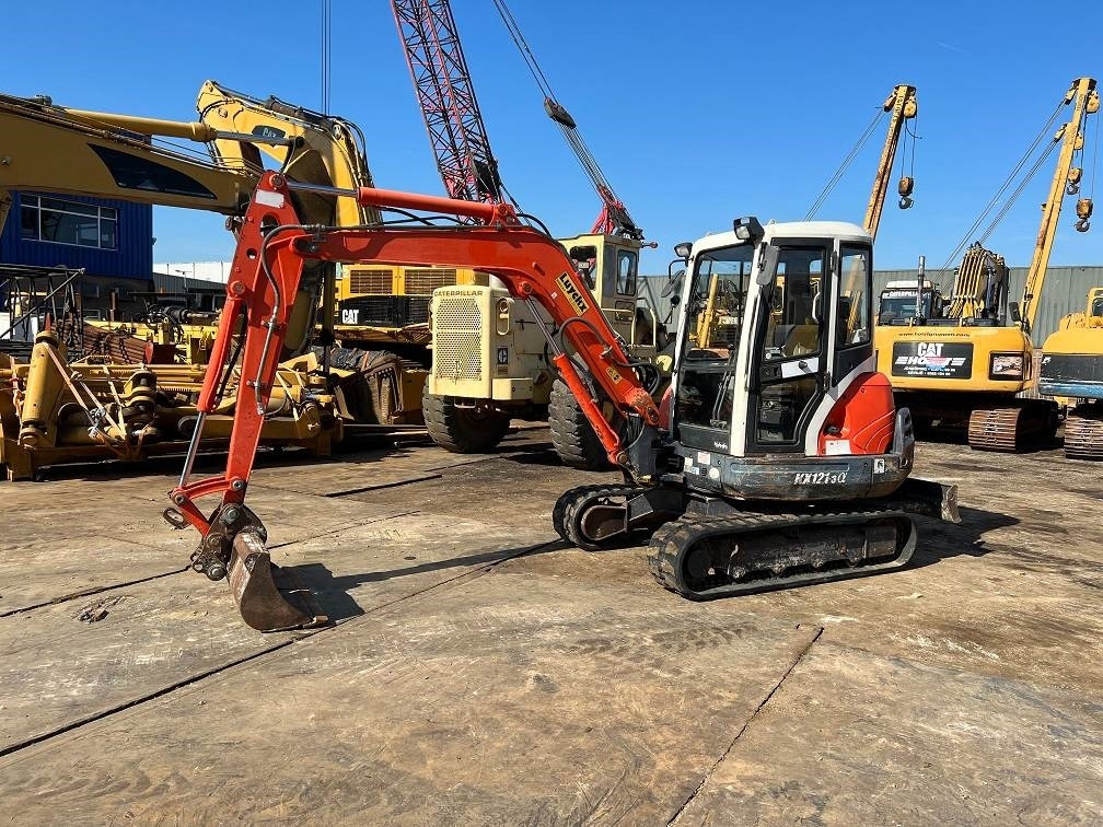 Kubota KX 121-3 - Miniekskavaator: pilt 1 Kubota KX 121-3 - Miniekskavaator: pilt 1