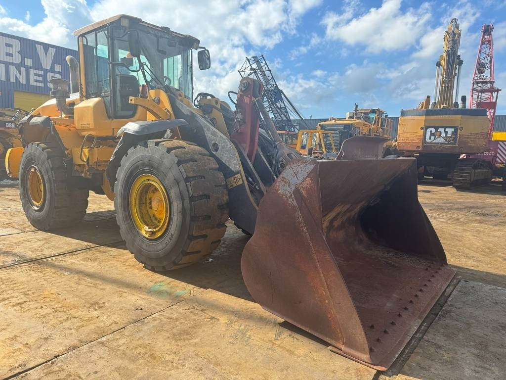 Volvo L 120 G - Rataslaadur: pilt 5 Volvo L 120 G - Rataslaadur: pilt 5