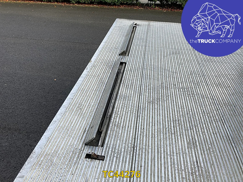 Iveco EuroCargo 100 E15 - Kasti veoauto: pilt 2 Iveco EuroCargo 100 E15 - Kasti veoauto: pilt 2