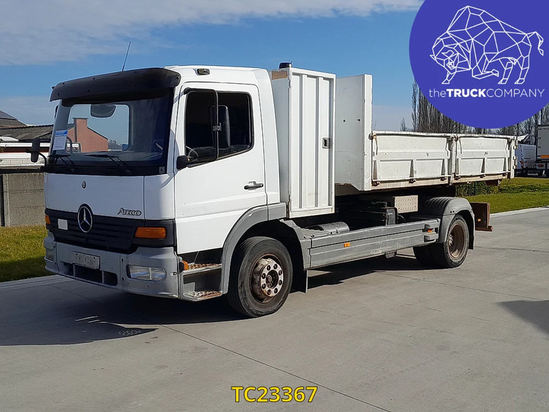 Mercedes-Benz Atego 1217 - Konteinerveduk/ Tõstukiga veoauto: pilt 1 Mercedes-Benz Atego 1217 - Konteinerveduk/ Tõstukiga veoauto: pilt 1