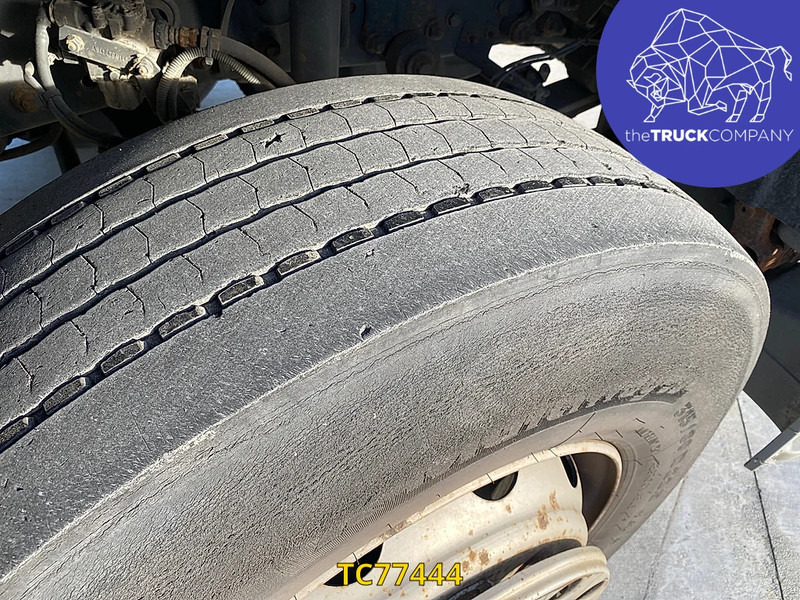 Mercedes-Benz Axor 1828 - Tent veoauto: pilt 4 Mercedes-Benz Axor 1828 - Tent veoauto: pilt 4