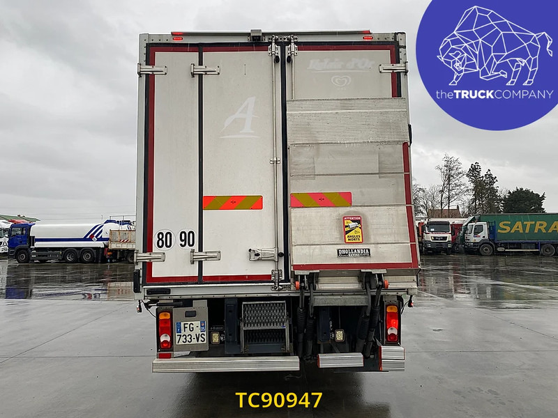 Renault D 210 - Külmutiga veoauto: pilt 4 Renault D 210 - Külmutiga veoauto: pilt 4