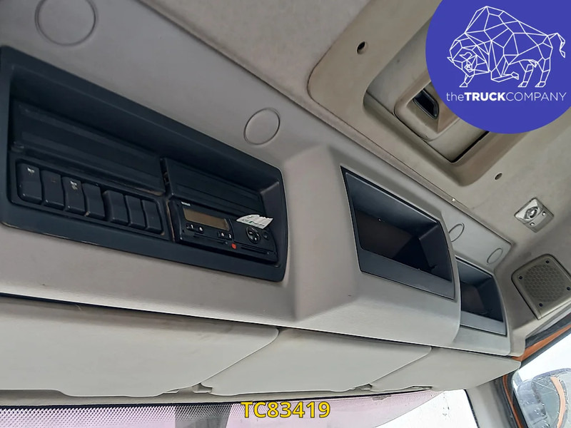 Renault Kerax 370 - Konteinerveduk/ Tõstukiga veoauto: pilt 3 Renault Kerax 370 - Konteinerveduk/ Tõstukiga veoauto: pilt 3