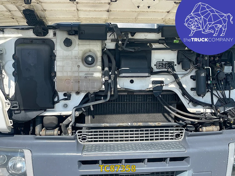 Renault Premium 320 - Konteinerveduk/ Tõstukiga veoauto: pilt 5 Renault Premium 320 - Konteinerveduk/ Tõstukiga veoauto: pilt 5