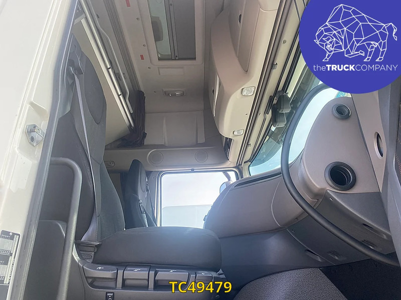DAF XF 480 - Sadulveok: pilt 4 DAF XF 480 - Sadulveok: pilt 4