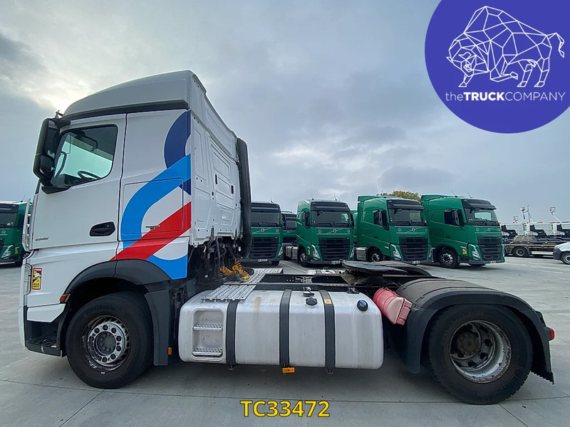 Mercedes-Benz Actros 1945 - Sadulveok: pilt 2 Mercedes-Benz Actros 1945 - Sadulveok: pilt 2