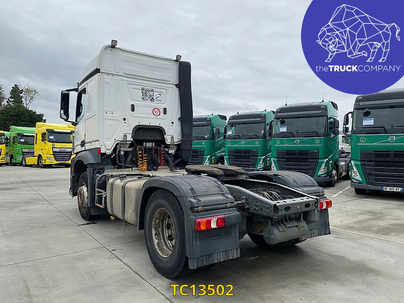 Mercedes-Benz Arocs 1943 - Sadulveok: pilt 3 Mercedes-Benz Arocs 1943 - Sadulveok: pilt 3